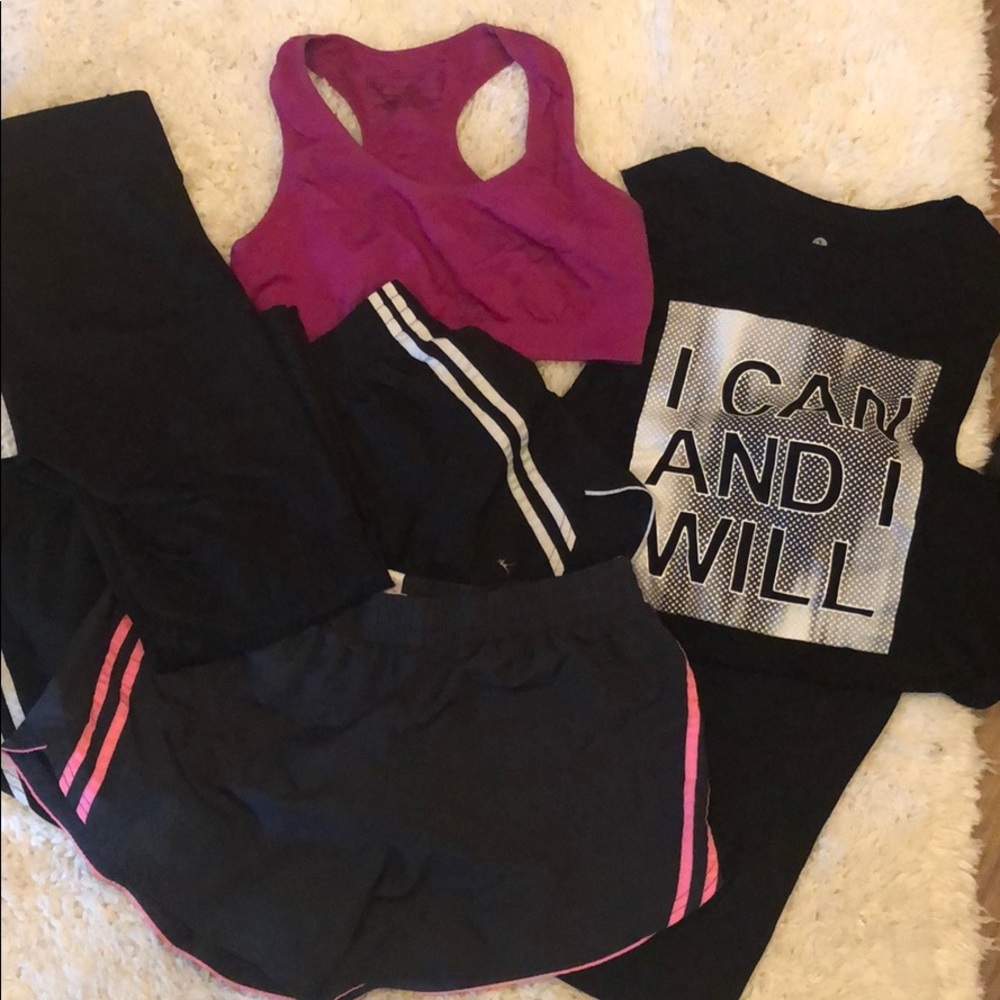 Lot of woman’s workout clothes!!!! EUC